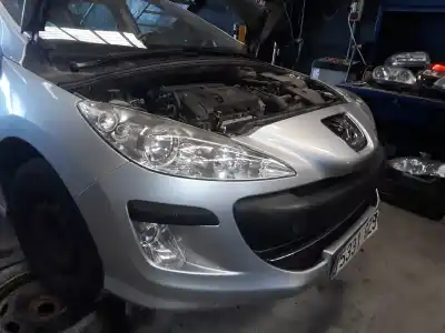 Veículo de Sucata peugeot 308 envy do ano 2001 alimentado 8fr