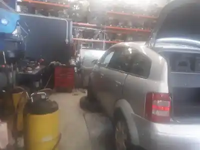 Veículo de Sucata audi a2 (8z0) 1.4 tdi do ano 2001 alimentado amf