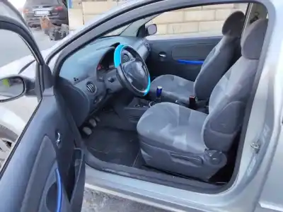 Здавання транспортного засобу CITROEN C2 X року 2001 потужний HFX