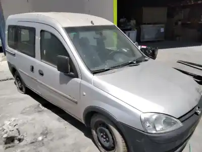 Verschrottungsfahrzeug opel combo cargo des jahres 2001 angetrieben 