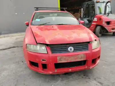 Veicolo di demolizione fiat stilo (192) 1.9 multijet 140 m.schumacher dell'anno 2001 alimentato 