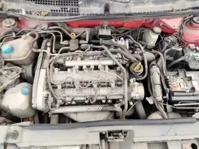 Veicolo di demolizione fiat stilo (192) 1.9 multijet 140 m.schumacher dell'anno 2001 alimentato 