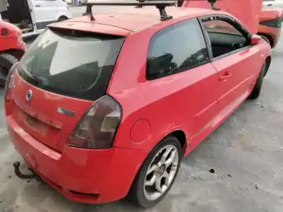 Veicolo di demolizione fiat stilo (192) 1.9 multijet 140 m.schumacher dell'anno 2001 alimentato 