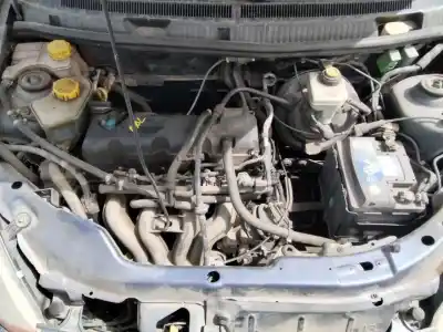 Veicolo di demolizione ford ka (ccq) básico dell'anno 2001 alimentato 