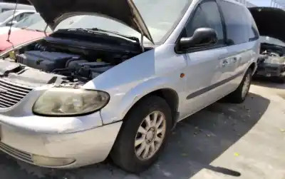 Veículo de Sucata chrysler voyager (rg) 2.5 crd se grand voyager do ano 2001 alimentado 