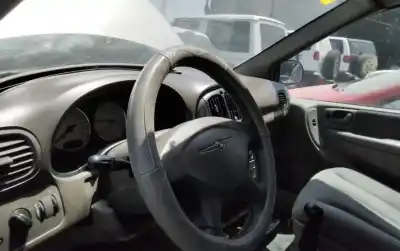 Veículo de Sucata chrysler voyager (rg) 2.5 crd se grand voyager do ano 2001 alimentado 