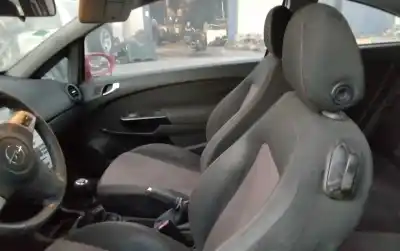 Scrapping Vehicle opel corsa d enjoy of the year 2001 powered 