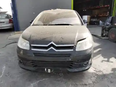 Veículo de Sucata citroen c4 coupe by loeb do ano 2001 alimentado 