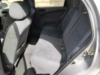 Veículo de Sucata chevrolet lacetti sx do ano 2001 alimentado 