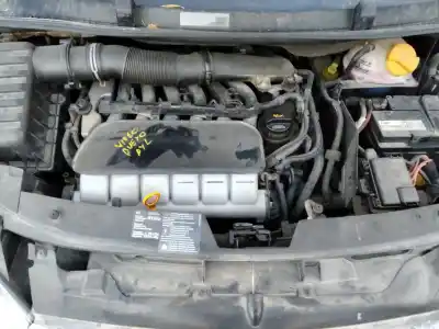 Veículo de Sucata ford galaxy (vy) trend 204 cv / 150 kw do ano 2001 alimentado ayl