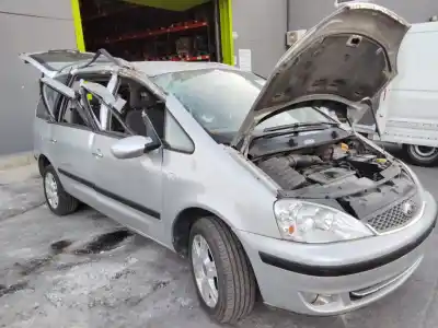 Veículo de Sucata ford galaxy (vy) trend 204 cv / 150 kw do ano 2001 alimentado ayl