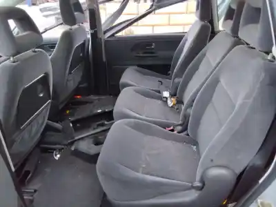 Veículo de Sucata ford galaxy (vy) trend 204 cv / 150 kw do ano 2001 alimentado ayl