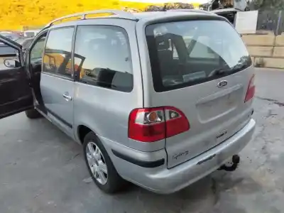 Veículo de Sucata ford galaxy (vy) trend 204 cv / 150 kw do ano 2001 alimentado ayl