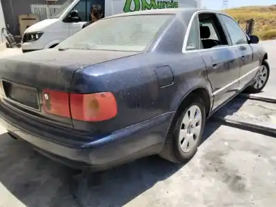Veículo de Sucata audi a8 (d2) 3.7 v8 32v do ano 2001 alimentado akj