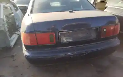 Veículo de Sucata audi a8 (d2) 3.7 v8 32v do ano 2001 alimentado akj
