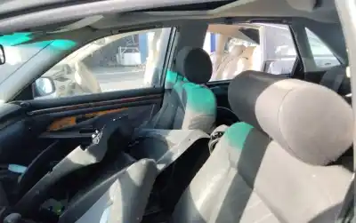 Veículo de Sucata audi a8 (d2) 3.7 v8 32v do ano 2001 alimentado akj