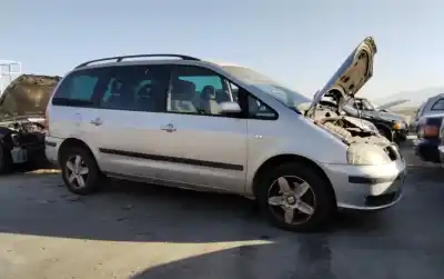 Veículo de Sucata seat alhambra (7v9) stylance 131 cv / 96 kw do ano 2001 alimentado asz