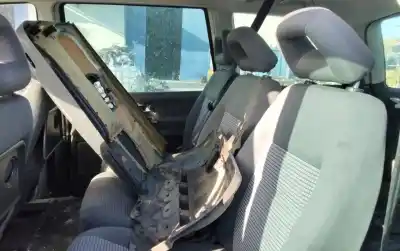 Veículo de Sucata seat alhambra (7v9) stylance 131 cv / 96 kw do ano 2001 alimentado asz