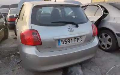 Veículo de Sucata toyota auris (_e15_) 2.0 d-4d (ade150_) do ano 2001 alimentado 1ad