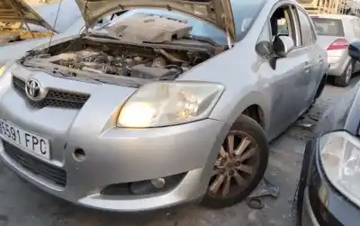 Veículo de Sucata toyota auris (_e15_) 2.0 d-4d (ade150_) do ano 2001 alimentado 1ad