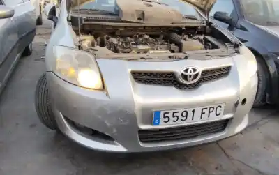 Veículo de Sucata toyota auris (_e15_) 2.0 d-4d (ade150_) do ano 2001 alimentado 1ad