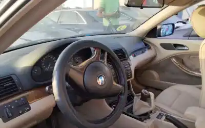 Scrapping Vehicle bmw serie 3 coupe (e46) 318 ci of the year 2001 powered 