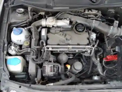 Здавання транспортного засобу SEAT LEON (1M1) Signo року 2001 потужний ASZ