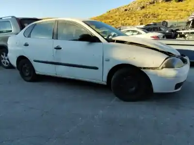 Veículo de Sucata seat cordoba berlina (6l2) stella do ano 2001 alimentado 