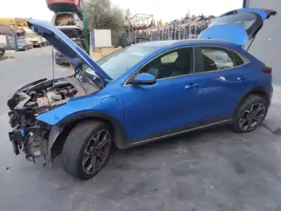 Здавання транспортного засобу kia xceed edrive phev року 2001 потужний g4le