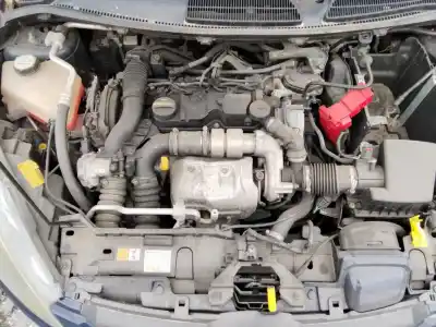 Veicolo di demolizione ford fiesta (cb1) trend dell'anno 2001 alimentato 