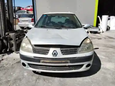 Здавання транспортного засобу renault clio ii fase ii (b/cb0) authentique року 2001 потужний 