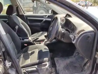 Здавання транспортного засобу skoda octavia combi (1z5) 4x4 року 2001 потужний 