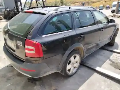 Здавання транспортного засобу skoda octavia combi (1z5) 4x4 року 2001 потужний 