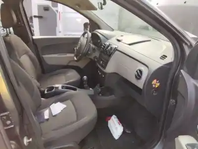 Здавання транспортного засобу dacia lodgy laureate року 2001 потужний 