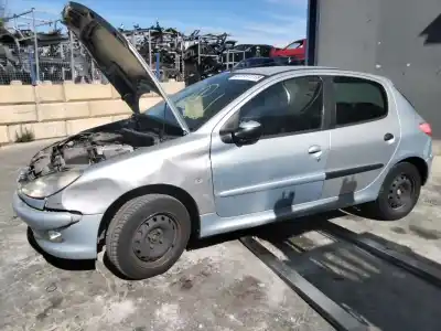 Hurda Aracı PEUGEOT 206  Yılın 1998 güçlü 