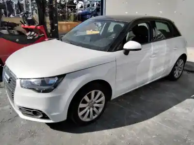 Veículo de Sucata audi a1 sportback (8xa) ambition do ano 2001 alimentado cay