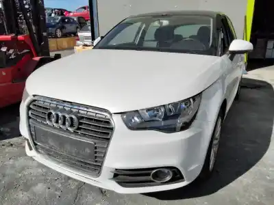 Veículo de Sucata audi a1 sportback (8xa) ambition do ano 2001 alimentado cay