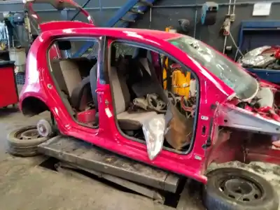 Scrapping Vehicle seat mii (kf1, ke1) 1.0 of the year 2001 powered 