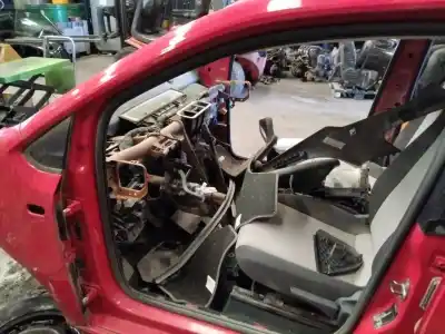 Здавання транспортного засобу SEAT MII (KF1, KE1) 1.0 року 2001 потужний 