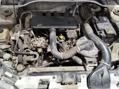 Vehicul casat peugeot 306 break style al anului 2001 alimentat 