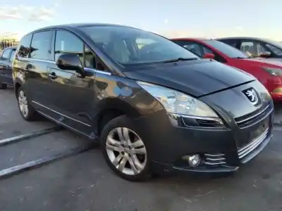 Veículo de Sucata PEUGEOT 5008 Premium do ano 2001 alimentado 