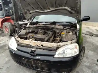 Здавання транспортного засобу opel corsa c club року 2001 потужний 