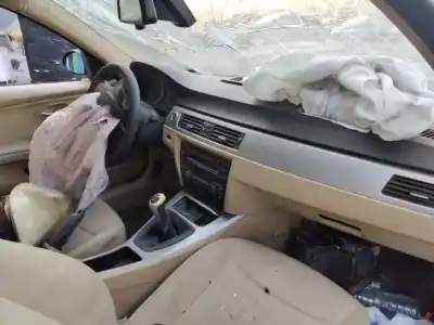 Veículo de Sucata bmw serie 3 berlina (e90) 318d do ano 2001 alimentado 204d4