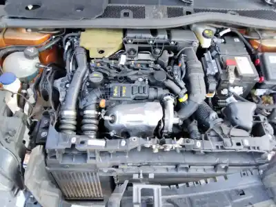 Veículo de Sucata peugeot 2008 (p1) active do ano 2001 alimentado yh01