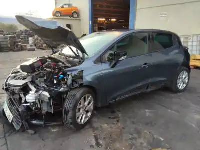 Scrapping Vehicle renault clio iv limited of the year 2001 powered h4bg412