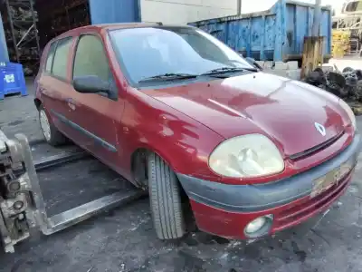 Здавання транспортного засобу renault clio ii fase i (b/cbo) 1.2 16v alize 80 cv / 59 kw року 2001 потужний 