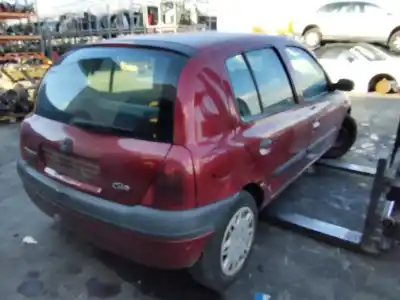 Здавання транспортного засобу renault clio ii fase i (b/cbo) 1.2 16v alize 80 cv / 59 kw року 2001 потужний 