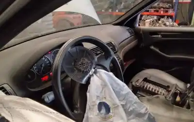 Veículo de Sucata BMW SERIE 3 BERLINA (E46) 320d do ano 2001 alimentado 204D4