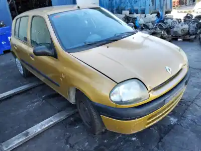 Здавання транспортного засобу renault clio ii fase i (b/cbo) 1.4 16v tech-run 98 cv / 72 kw року 2001 потужний 