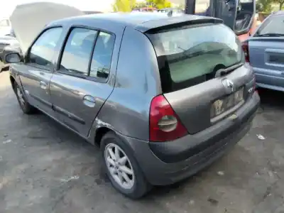 Здавання транспортного засобу renault clio ii fase ii (b/cb0) authentique року 2001 потужний 